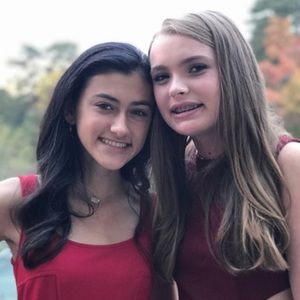 Meet your Posher, Caroline